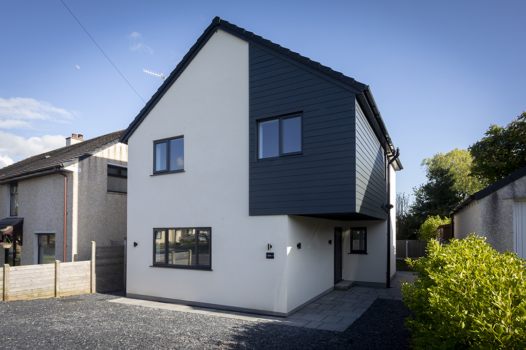 Hala Grove 01